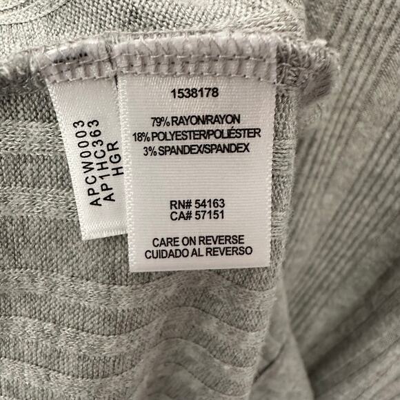 Andrew Marc Gray Soft V-Neck Ribbed Sweater Women's XL Knit - Picture 6 of 6